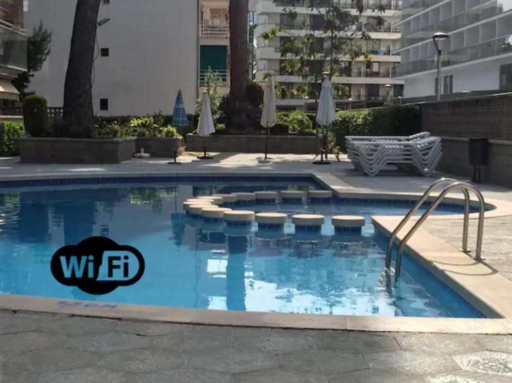Apartamento Centrico Y Con Piscina A 5 Min. Playa Салоу Экстерьер фото